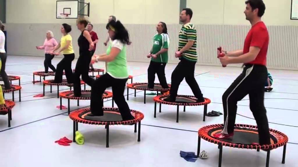 Trampolin Das erste Rebounding-Training im mit pelloGS Sylvia Hauck YouTube