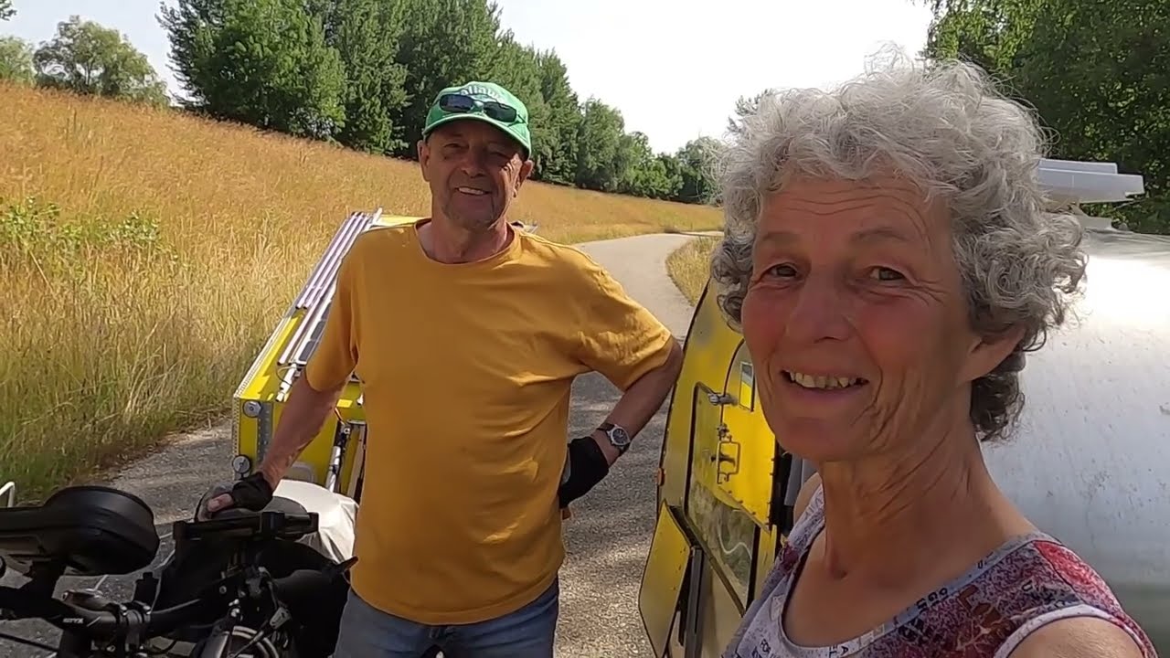 Isar, Mücken und bayerisches Fernsehen. Tage 8 und 9; mit dem Fahrradwohnwagen durch die Heimat
