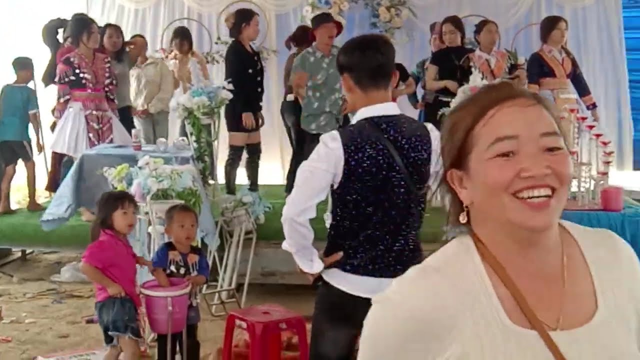 Noj tshoob lom zem heev 