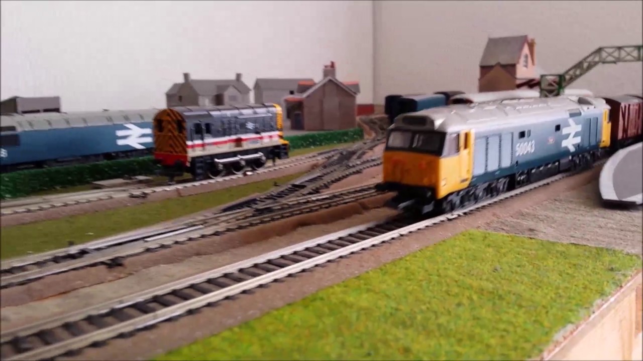 LIMA 205142MWG BR Class 50 Loco Eagle No. 50043 BR Blue Large Logo L44480