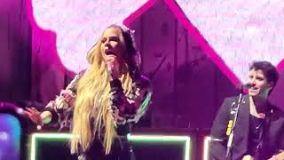 Avril Lavigne - Smile (Live in Washington 2024)