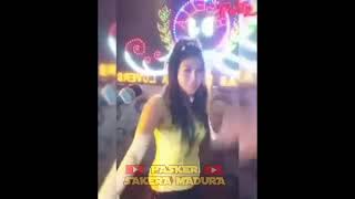 DJ Rosella jeketian alam Madura