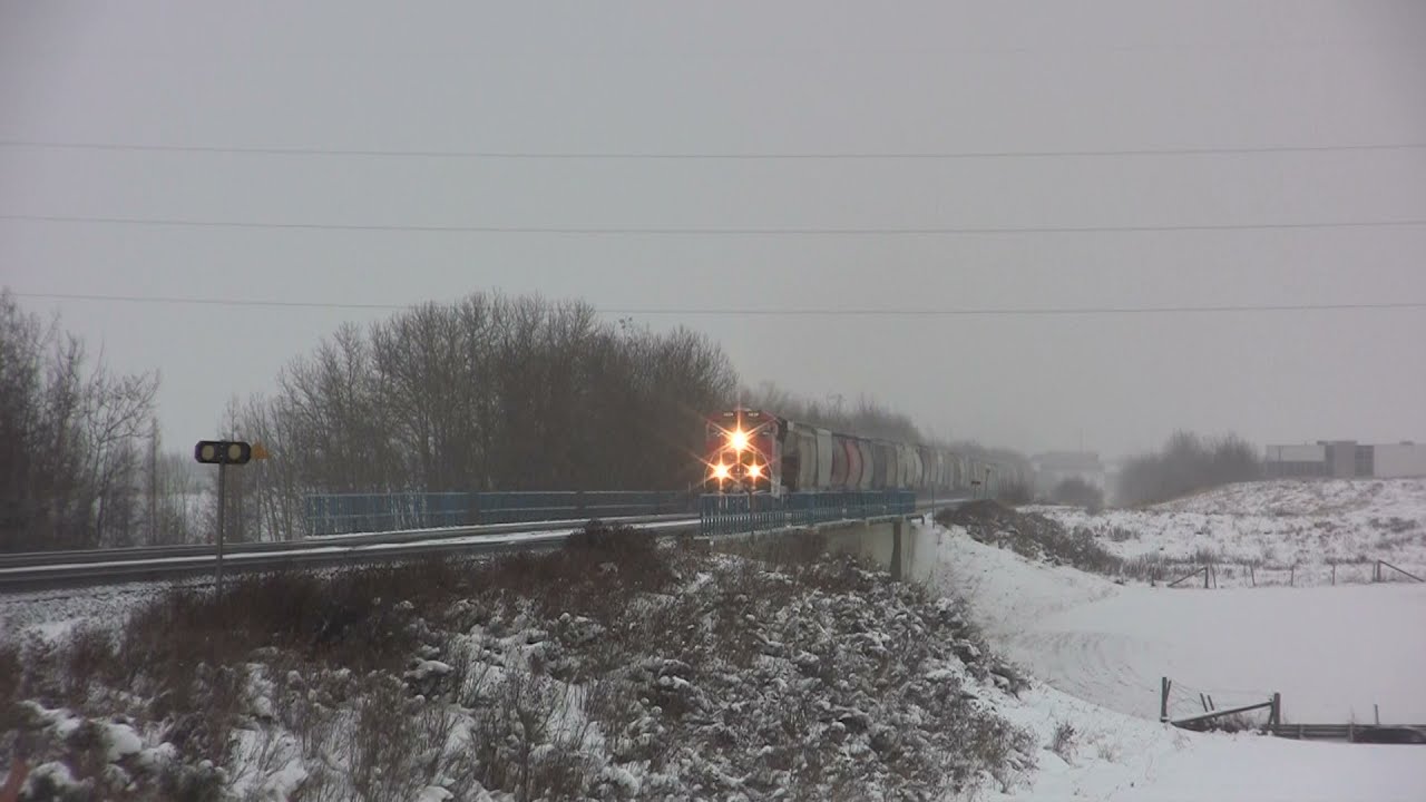 Loud Rear-End DPU on CN Grain Train: 199 Street Edmonton