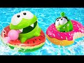 Om Nom toys stories. Super Noms at the swimming pool &amp; kids&#39; video.