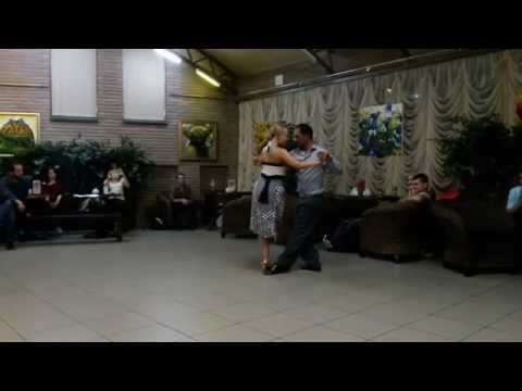 Hernan Ohaco and Kaisa Saarinen milonga impro in Kiev - bis