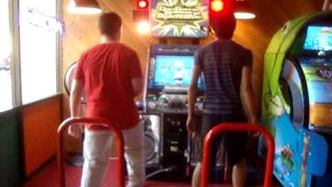 DDR: MvM, 6/29/11 @Flipper McCoy