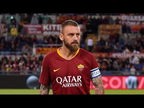 LIVE: De Rossi's emotional farewell to the #ASRoma fans   #DDR16