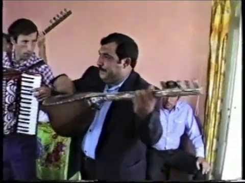 Dik va tanamni suratga oldim Kokrak osmaydigan fotosuratlar