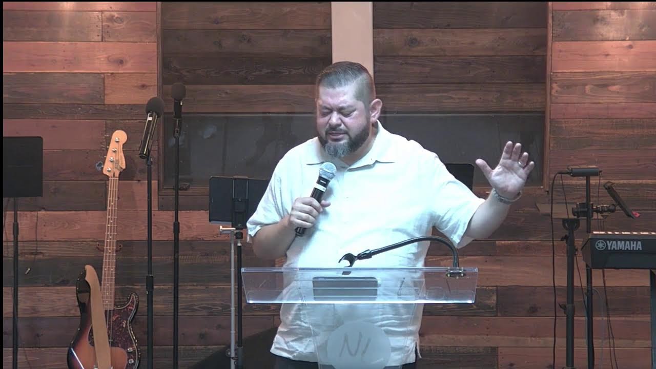 La Misión de le Iglesia The Mission of the Church Pastor E. López