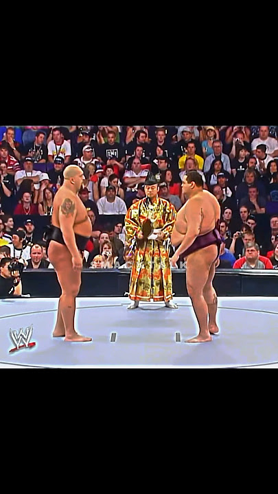 GIANT CLASH!🔥Who will reignsupreme? #Sumo #BigShow #Akebono #wwe #wrestling #shorts #edit #raw #vs