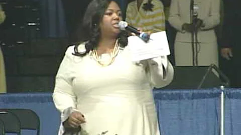 Evangelist Vickers Expedites COGIC 59th Womens Int...
