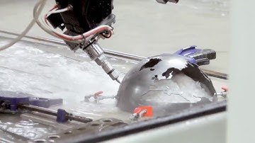 Real 3D waterjet cutting by OMAX