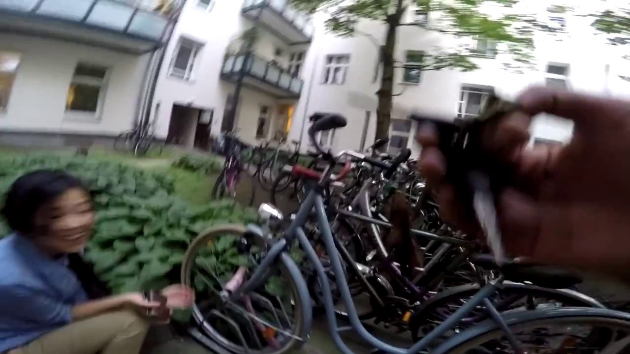 the best Bolt Cutter Video ever , Bolzenschneider mit Happy Ending Surprise Surprise - YouTube