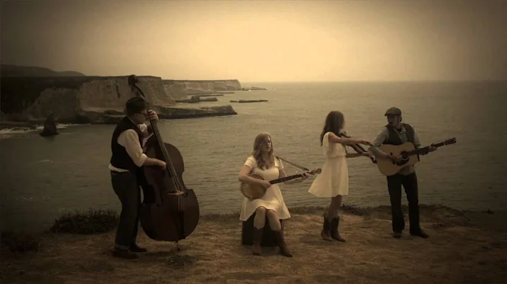 Megan Saunders and The Driftless "Trouble On My Mi...