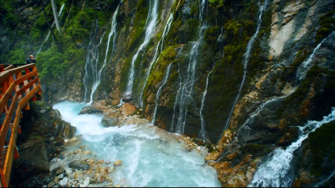 Расслабляющий Бирюзовый река и Водопад. Успокаивающий Природа Звуки. (10 часы). белый шум для спать.