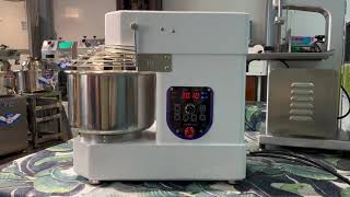 10L 4kg table top spiral dough mixer.