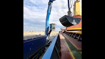 TEREX FUCHS MHL360.                  RETHYMNO PORT.