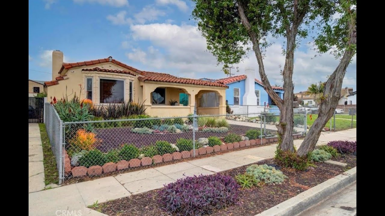 10434 S Denker Avenue, Los Angeles