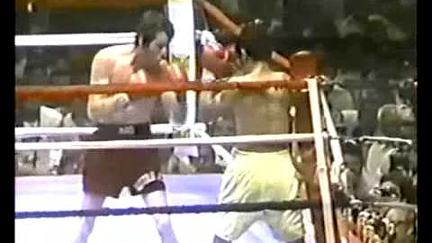 Danny Lopez vs Mike Ayala [Fight of the Year 1979]