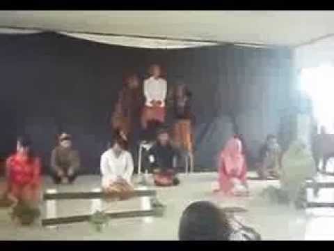 Drama Musikal Bawang Merah dan Bawang Putih by XIS1 SMA N 1 Bontang