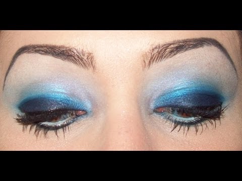 Dark blue + iridescent + white eyes with 130 palette and red lips make up tutorial