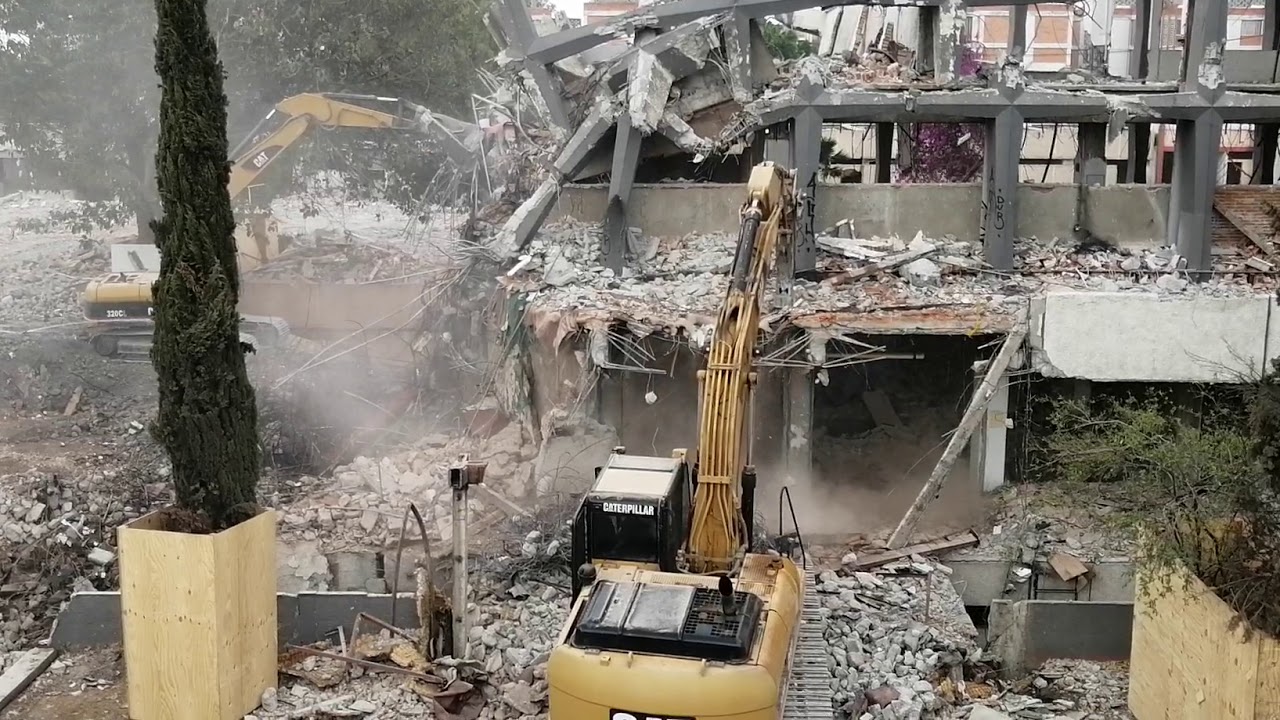 Parte de la demolición de la Clínica 25 del IMSS YouTube Parte de la demolición de la Clínica 25 del IMSS YouTube