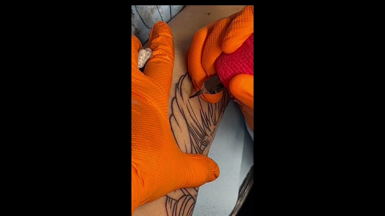 How To Tattoo A Line