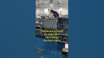 This staff is debugging the panel light equipment.