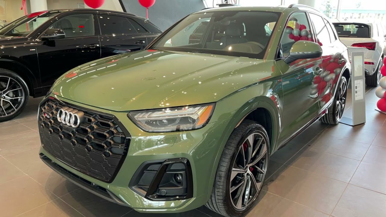 2021 Audi SQ5 District Green Metallic - YouTube