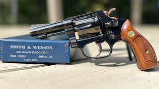 Smith & Wesson Model 301 Chambered in SW .32 Long.   Close Up of 50 Year Old Classic.