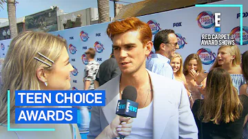 KJ Apa Reveals His Teen Crush…Then Gets Crushing News | E! Red Carpet & Award Shows