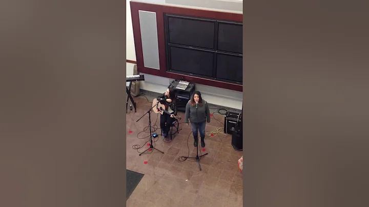Lorde - Royals (Cover by Kristi Hunt, accompanied ...