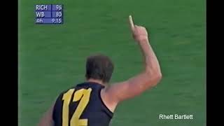 Matthew Richardson kicks 10 goals, but Brian Taylor doesn't him the full votes. VFL AFL Football