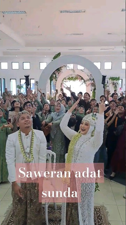 saweran adat sunda #weddingbandung #weddingoutdoorbandung #weddingpackagebandung #fypシ #wedding #fyp