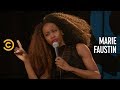 Marie Faustin: “Where Do Men Get This Confidence From?” - Stand-Up Featuring