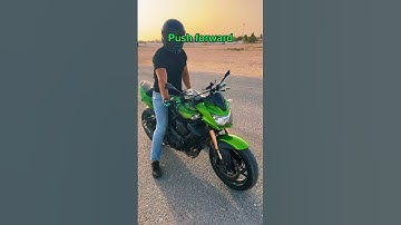 Counter steering. How to turn a motorcycle.