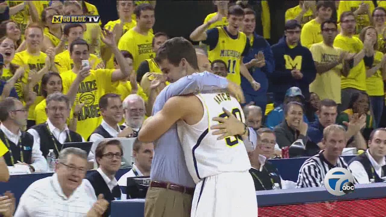 Austin Hatch steals show with late free throw YouTube