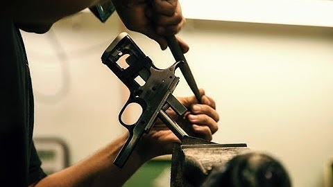 Jason Burton - Custom Gun Maker