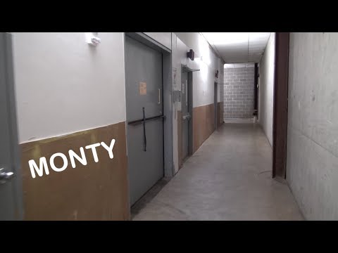 Montgomery hydraulic elevator behind Macy&#39;s at Town Center at Cobb Kennesaw GA - YouTube