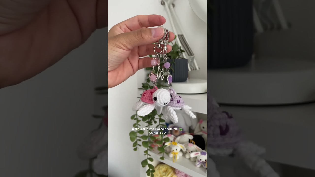 crochet turtle keychain with me 🐢 