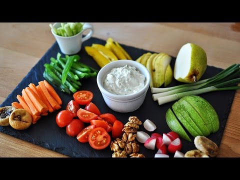 Veggies And Blue Cheese Dip