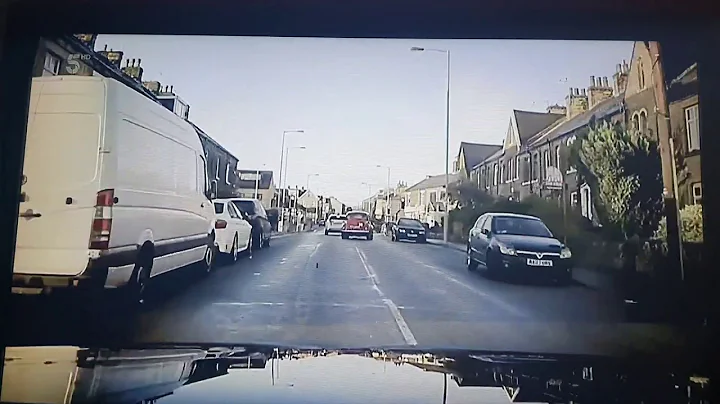 Morris Minor police chase