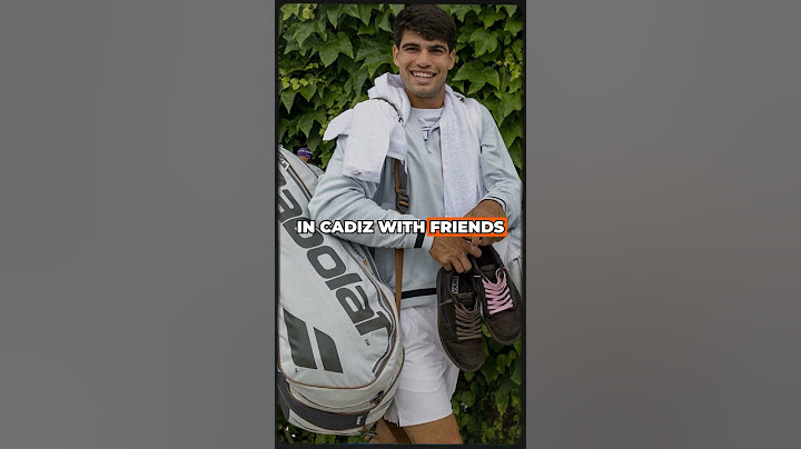 Carlos Alcaraz unwinds with friends on Ibiza-style getaway after Wimbledon heartbreak 🌴🎾💔
