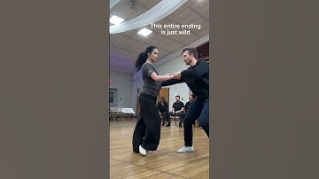 How does she MOVE LIKE THAT 😱