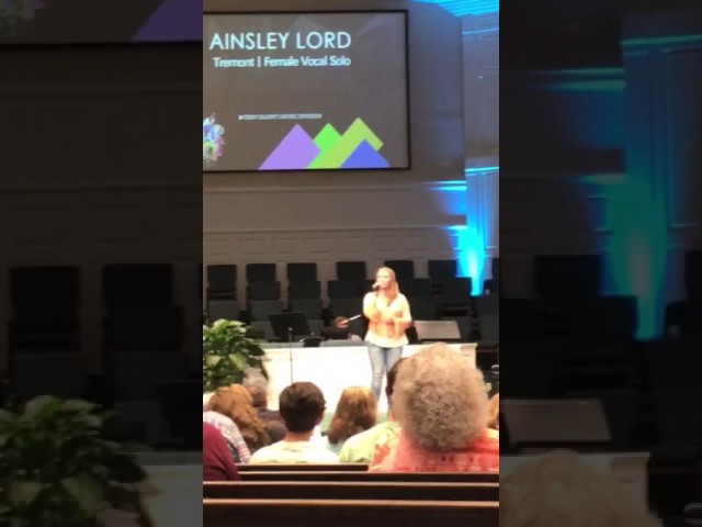 Ver Ainsley Lord - "Why" by Nichole Nordeman en YouTube Ver Ainsley Lord - "Why" by Nichole Nordeman en YouTube