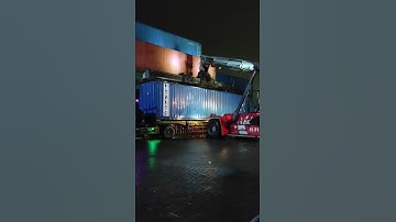 How does Reach Stacker work lifting Logistics Containers