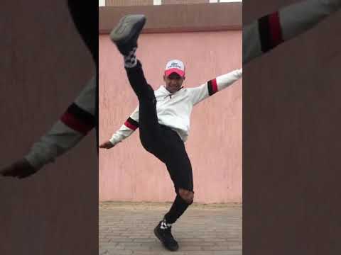 رقص عقباوي علي مهرجان امبابه دوله وانا فرد منها