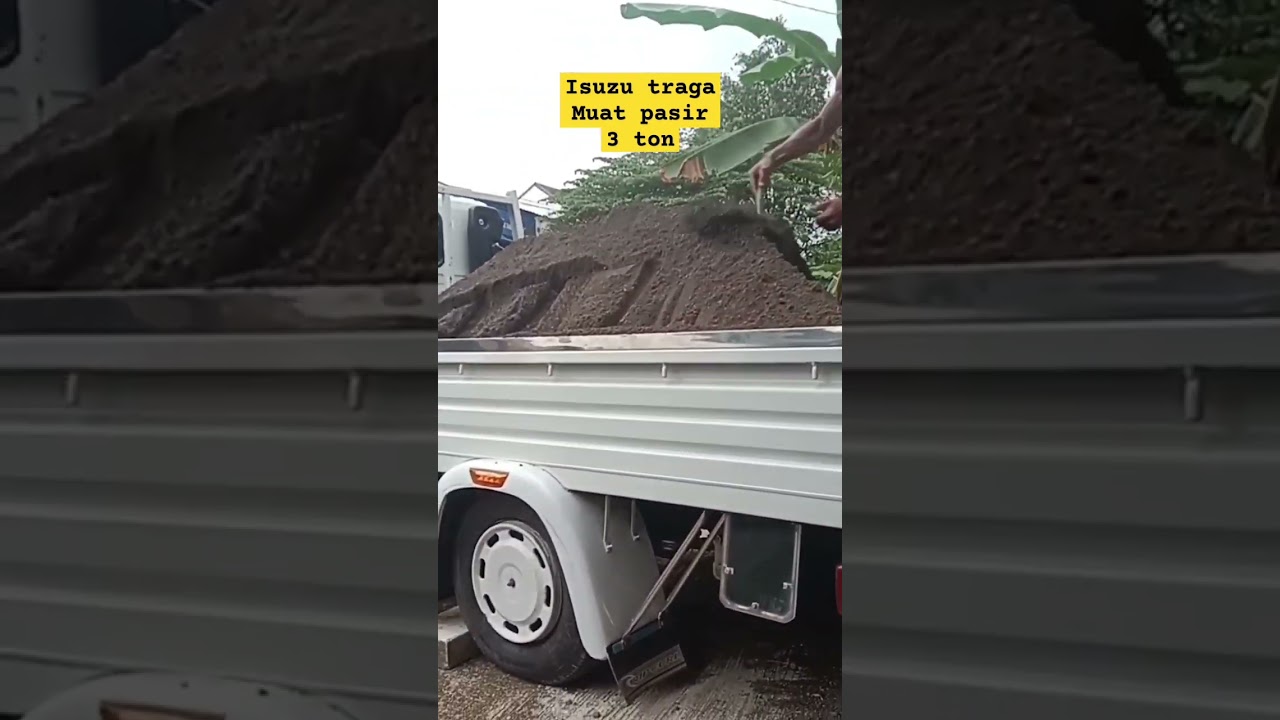 isuzu traga muat pasir 3 ton     