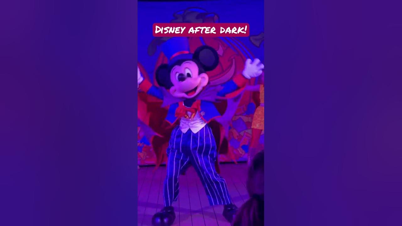 Disney after dark is a vibe! #waltdisneyworld #stitch #mickeymouse