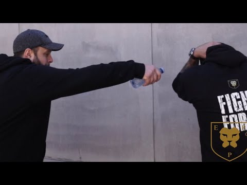 HOW TO DEFEND FROM AN ACID ATTACK